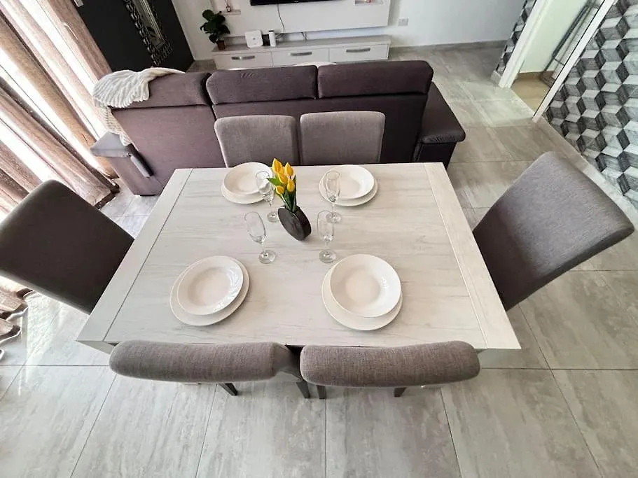 Elegant 2 Bedroom Penthouse St Julians Stj110 St. Julian's Lägenhet