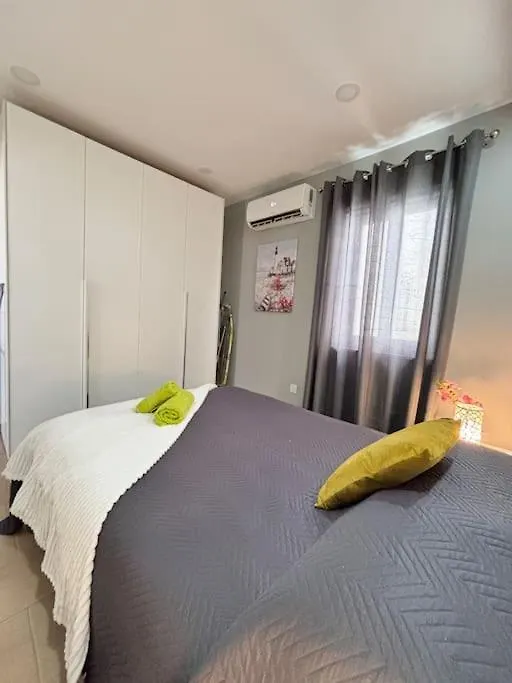 Elegant 2 Bedroom Penthouse St Julians Stj110 St. Julian's 0*,
